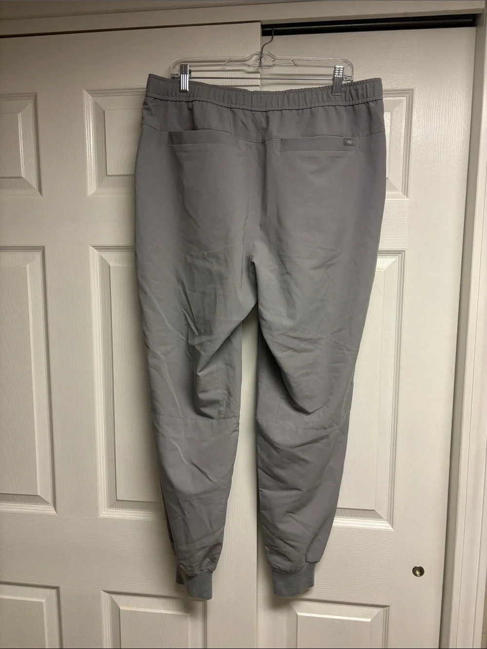 Men’s Figs Tansen Grey Jogger Scrub Pant Size XL